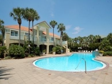 Destin Lovely Villa Sleeps 9